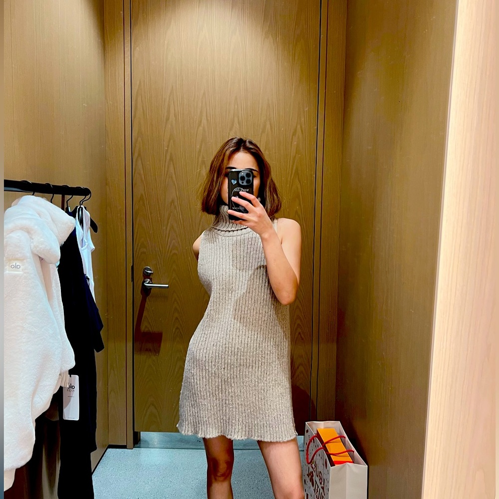 Zara Gray turtleneck sweater